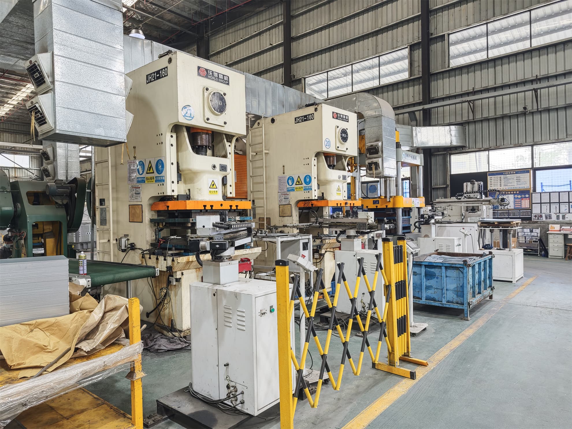 CNC-Blechbiegen für Schalttafelherstellung