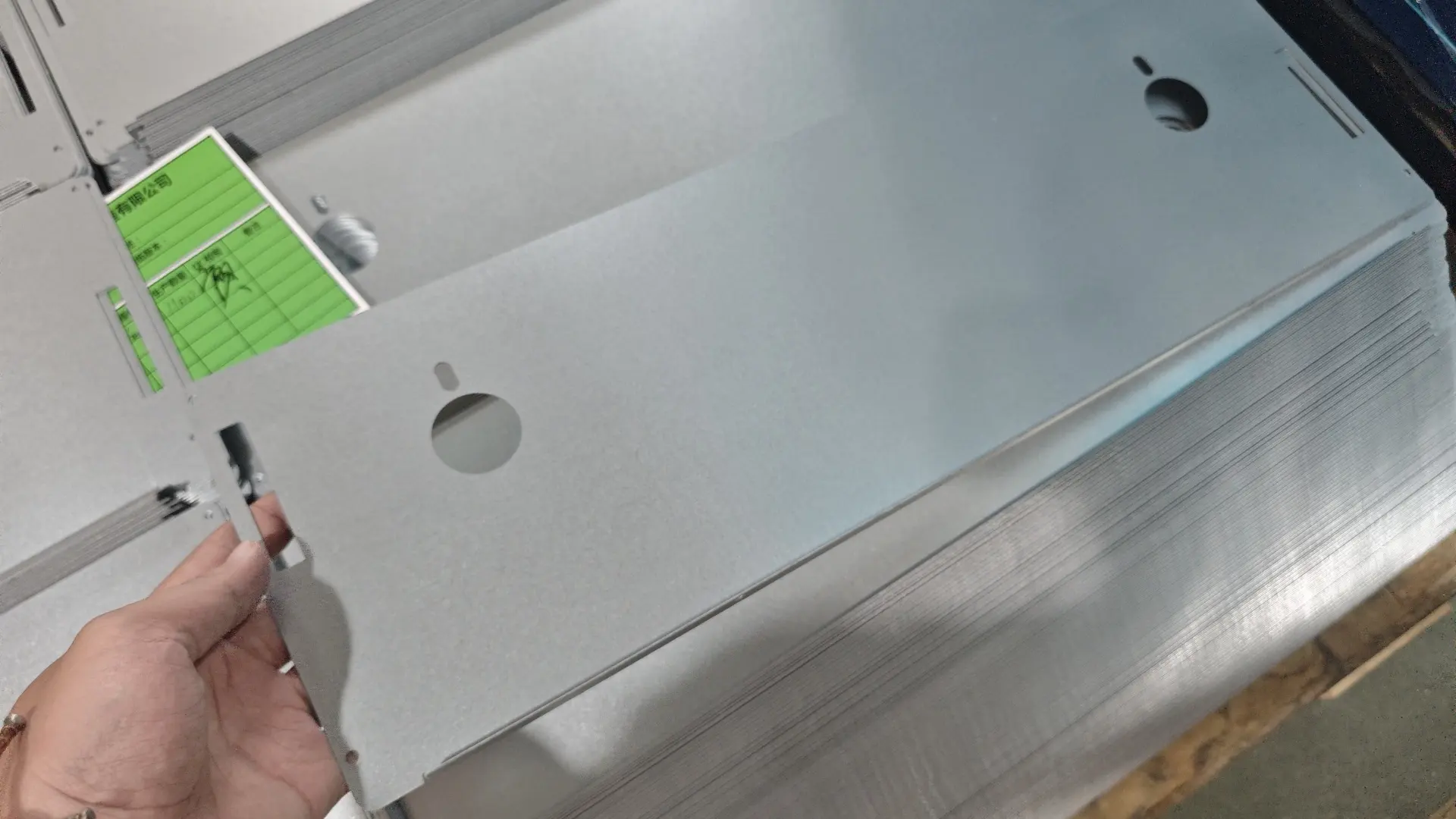Blechbearbeitung für Solarinvertergehäuse Probleme lösen schnell (Praktische Lösungen für häufige Schwierigkeiten)